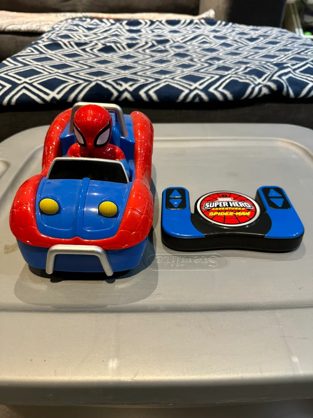 Marvel Spider-Man Super Hero Race Car