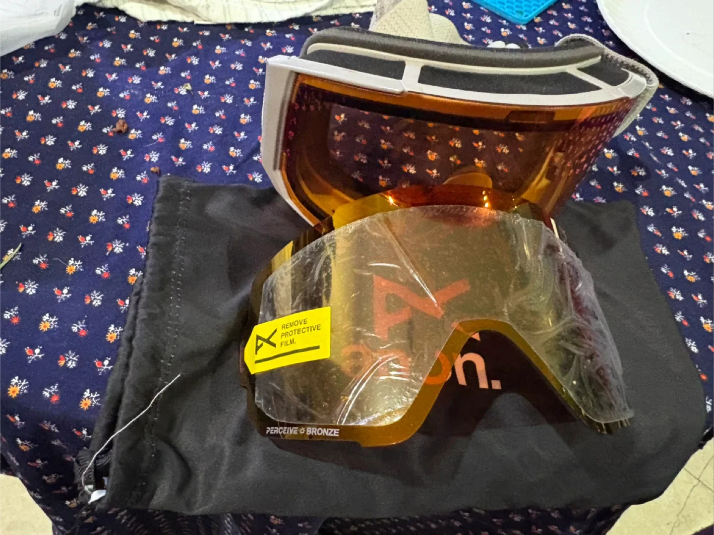 Anon Perceive Bronze Snow Goggles image indicator(4)