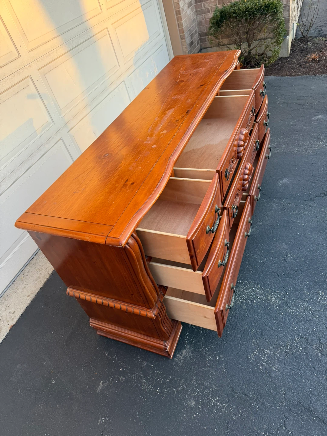 8 Drawers Dresser - photo 3