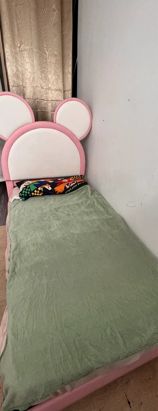 Mickey Mouse Toddler Bed - Pink & White