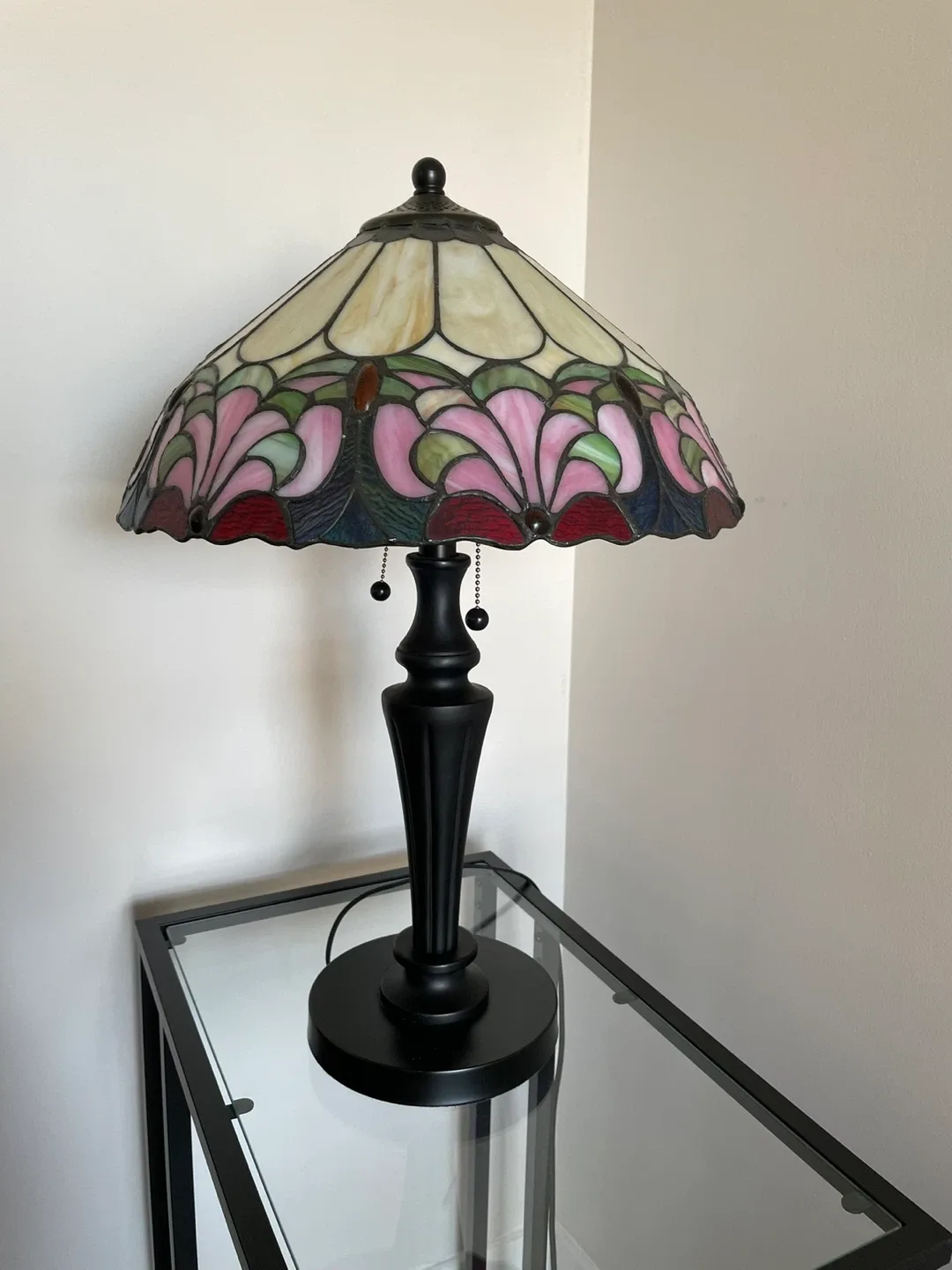For Living Newcastle Tiffany Table Lamp