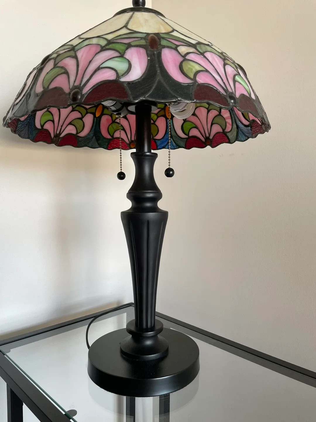 For Living Newcastle Tiffany Table Lamp image indicator(2)