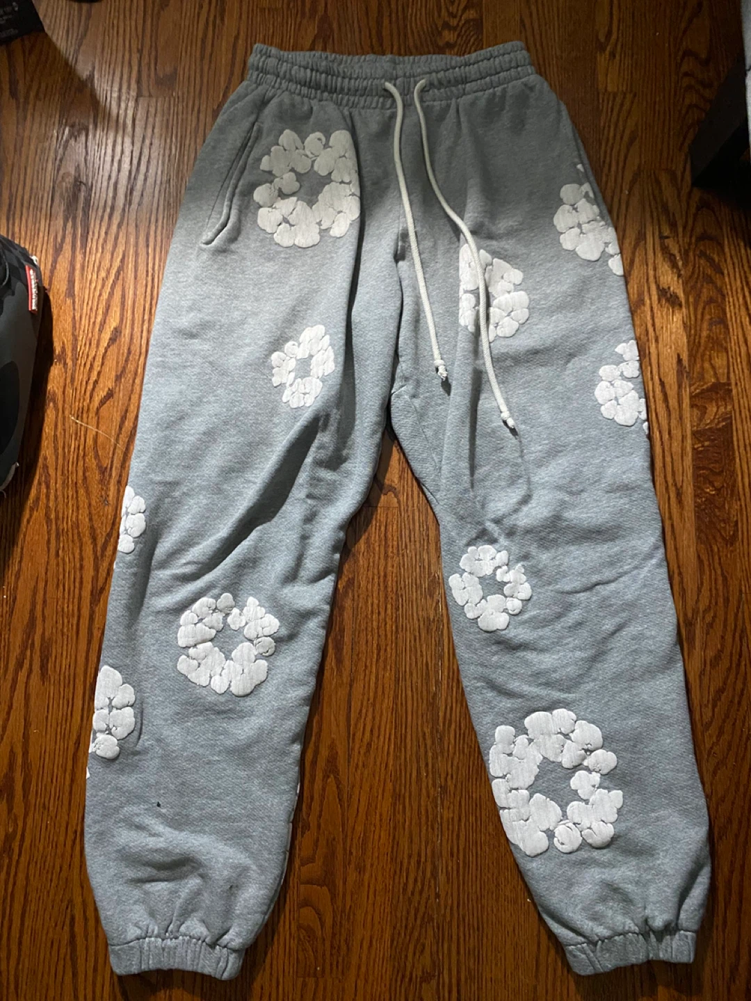 Denim Tears Grey Floral Sweatpants - Size Small