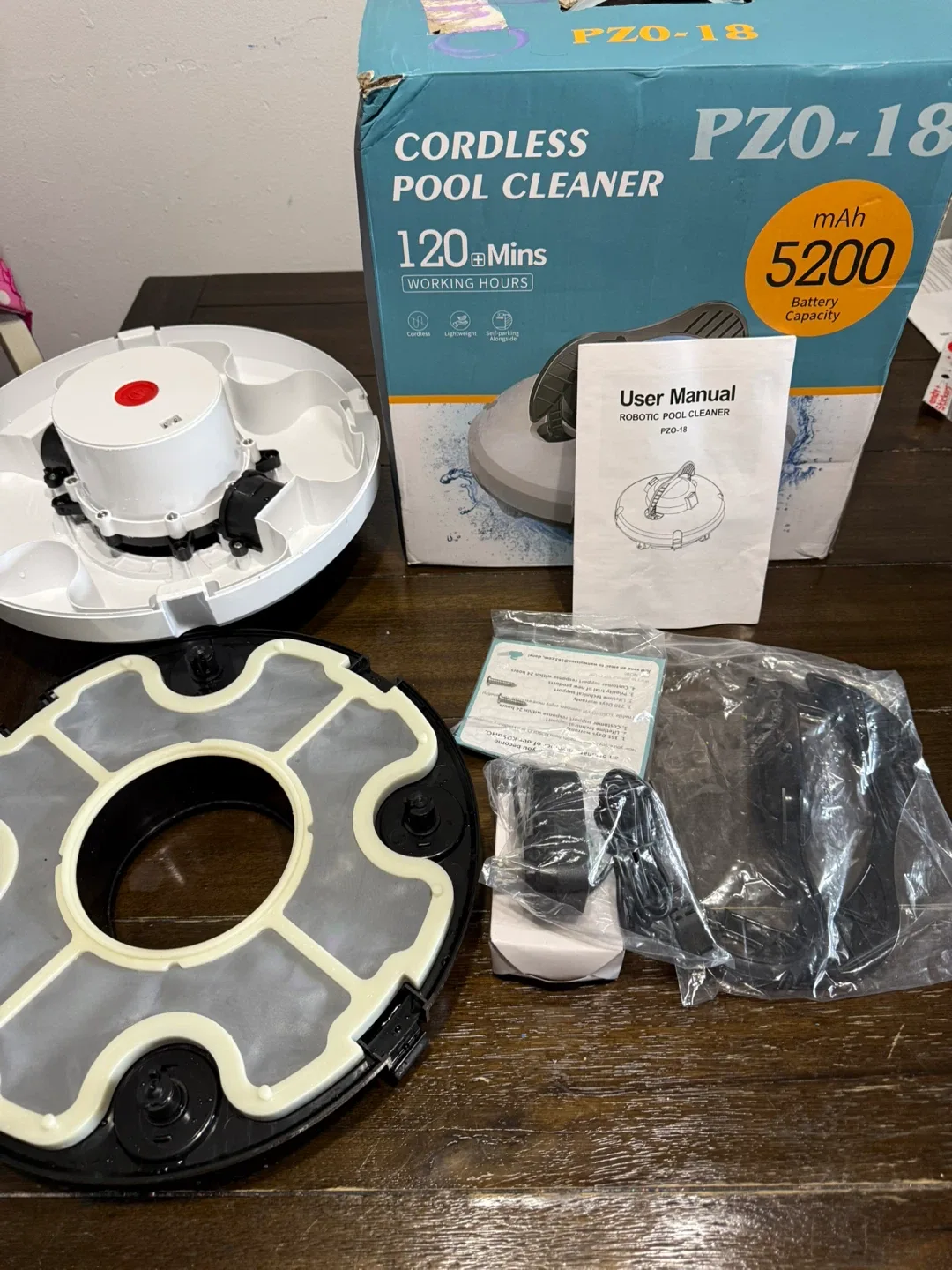 KOSGHO Cordless Robotic Pool Cleaner Vacuum - Like New! image indicator(5)