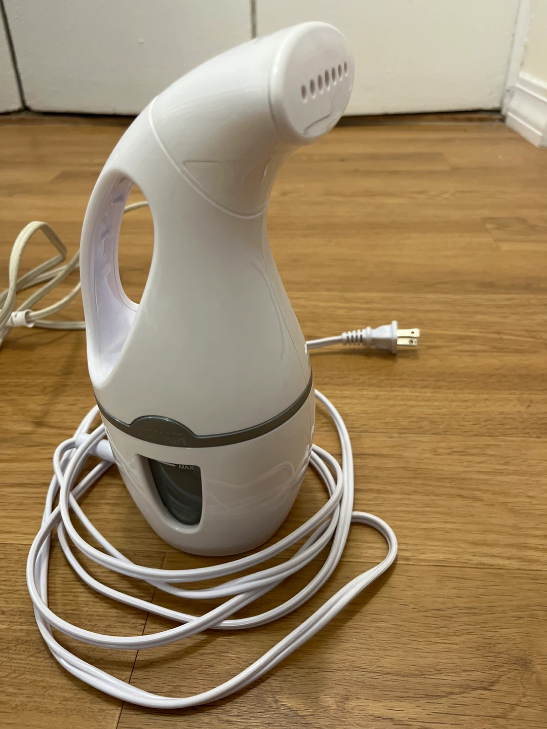 White Handheld Garment Steamer