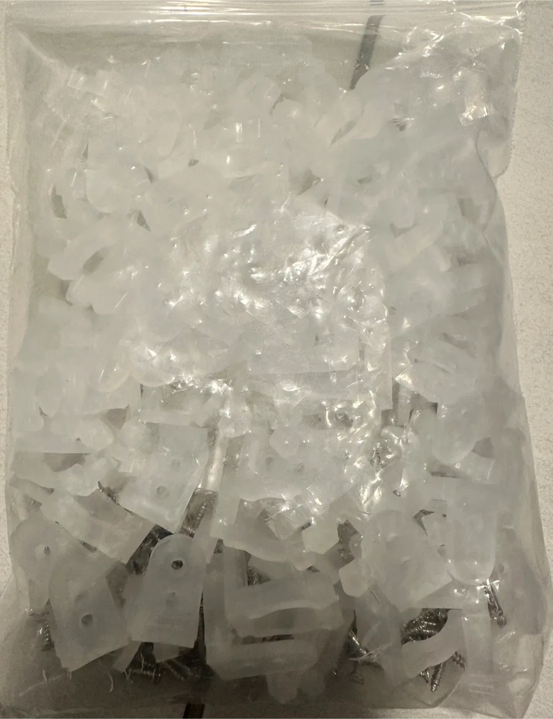 Clear Christmas Light Clips with Screws image indicator(3)