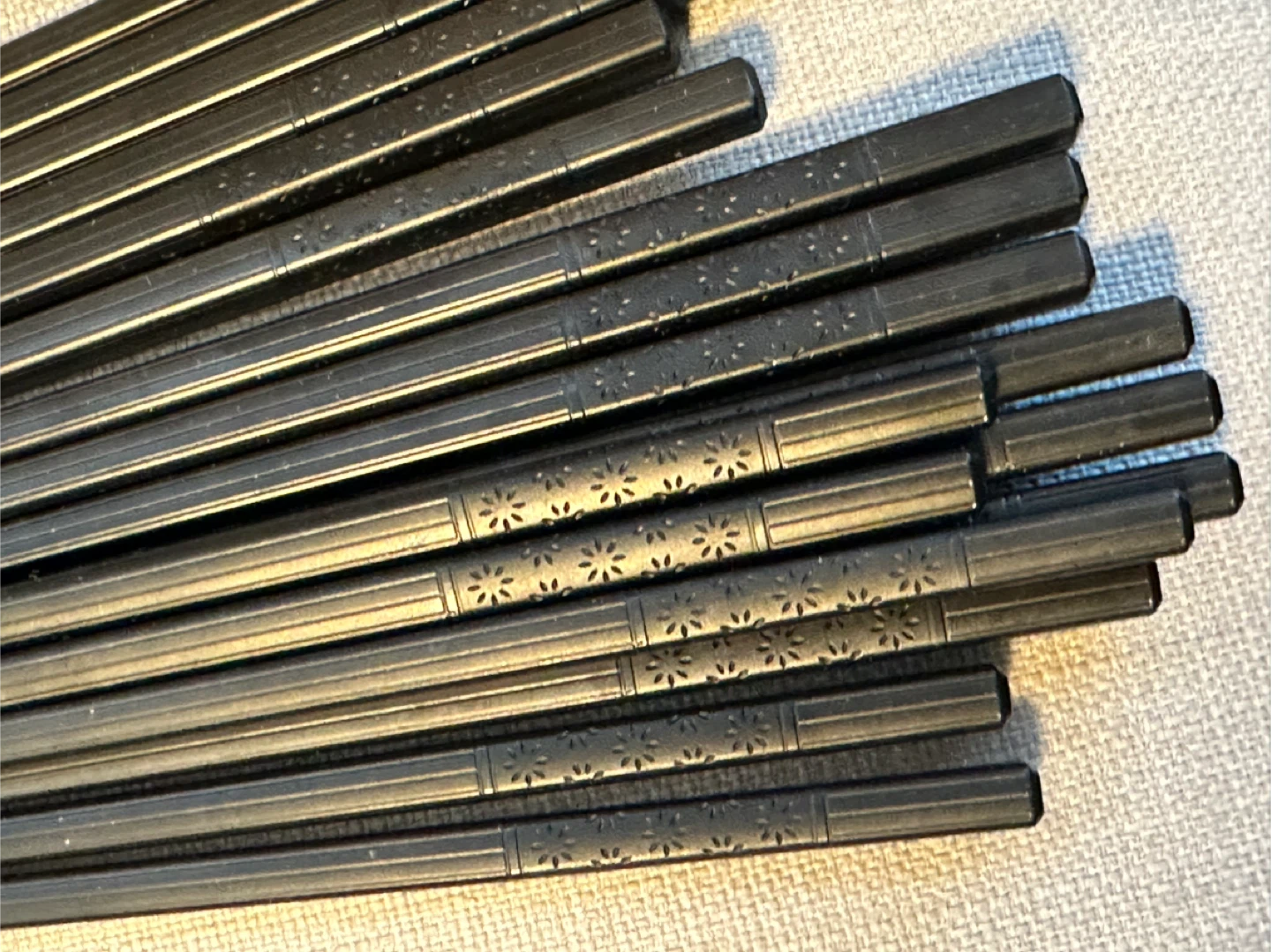 Black Chopsticks Set - photo 2