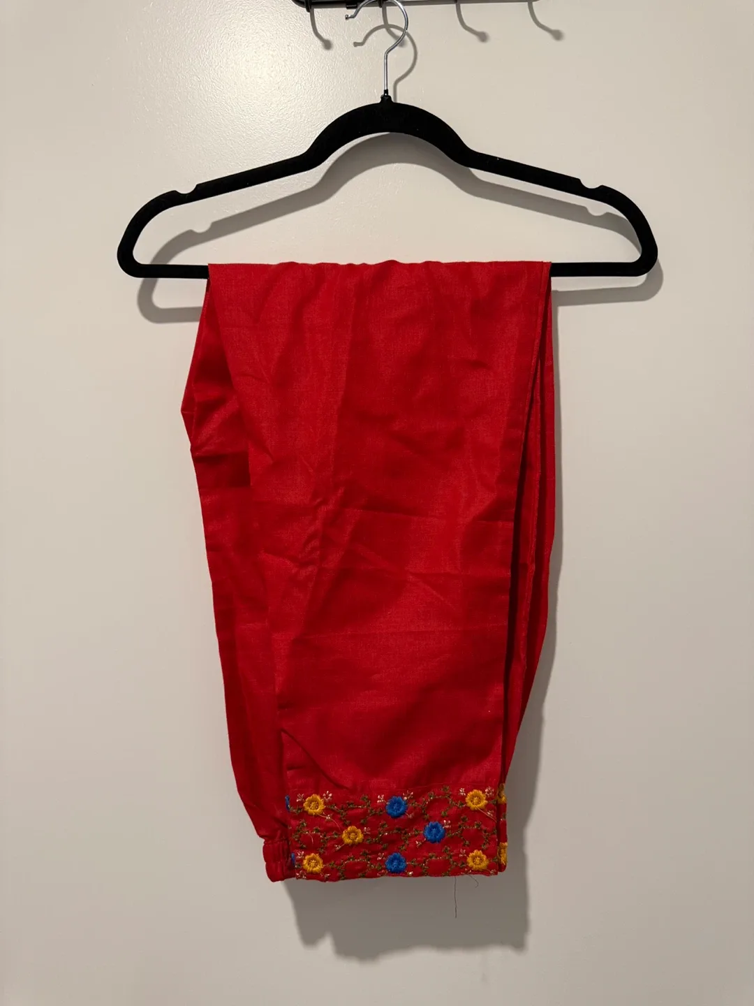 New Floral Print Straight Kurta Suit Set image indicator(3)