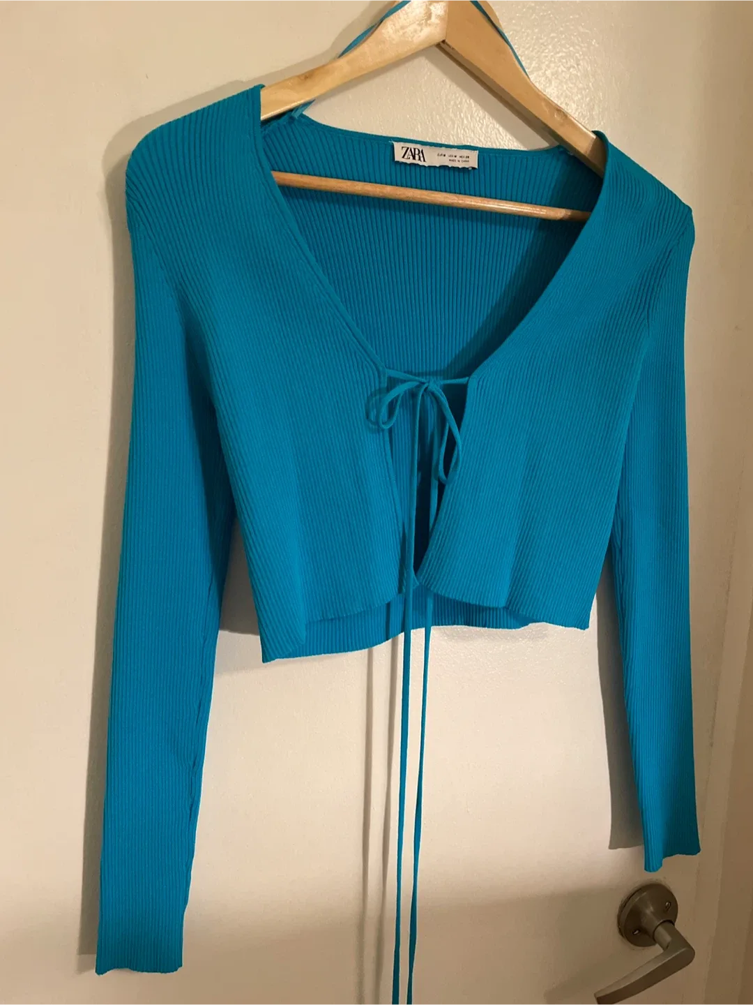 Zara Blue Tie-Front Cardigan - Size M image indicator(3)