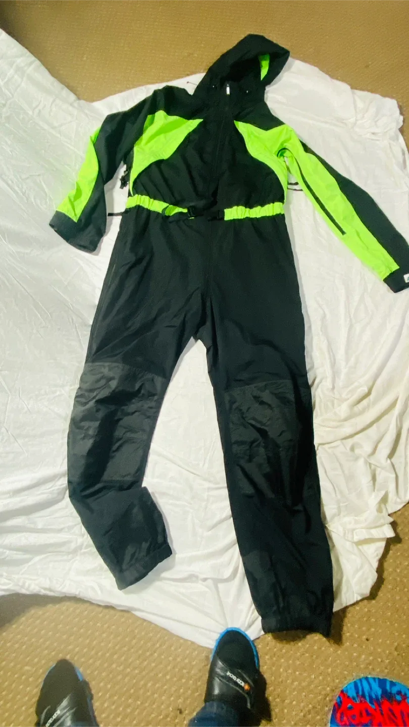 American Eagle Snow Suit - Black & Neon Green