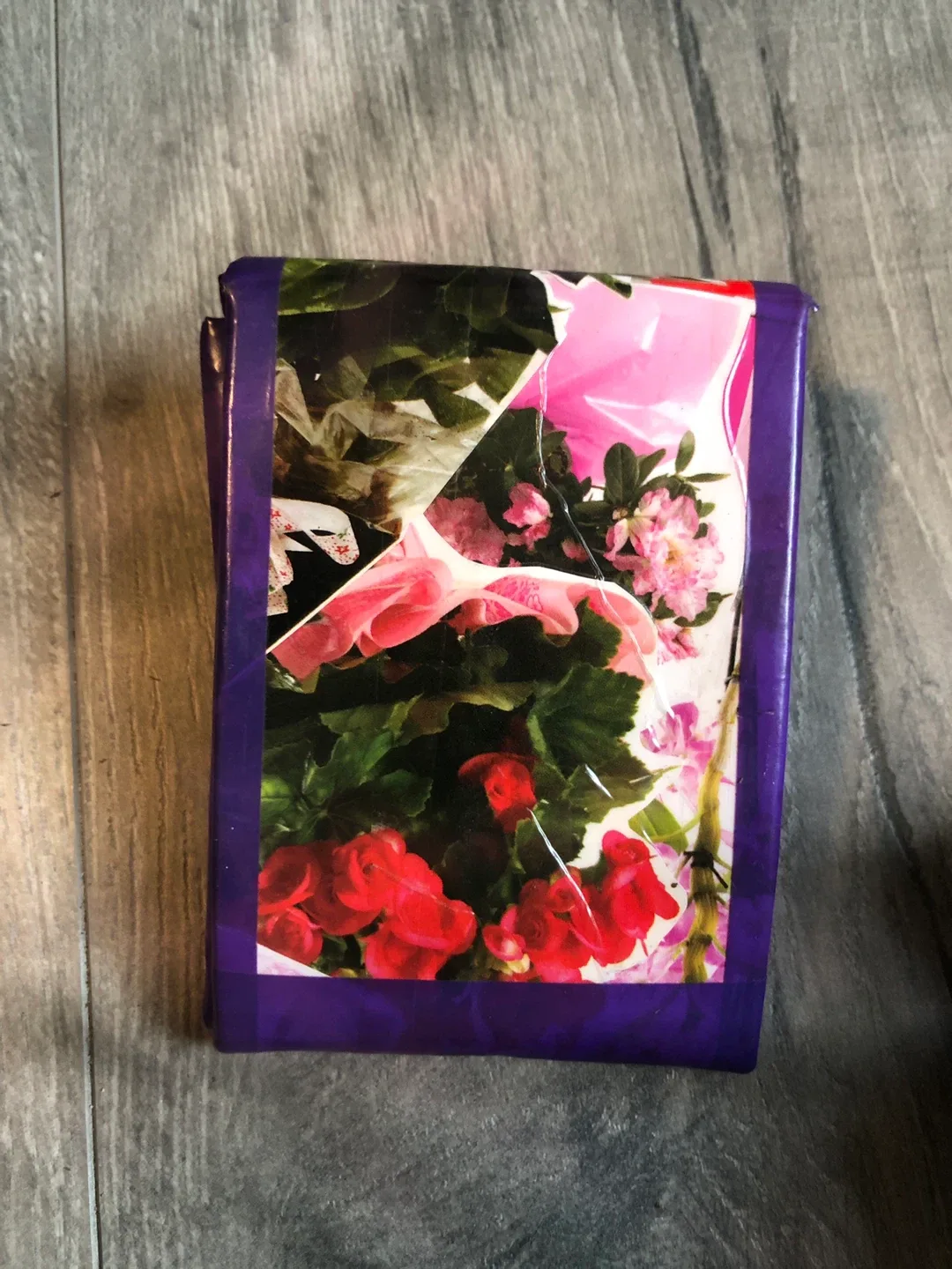 Brazillian Upcycled card pouch image indicator(3)