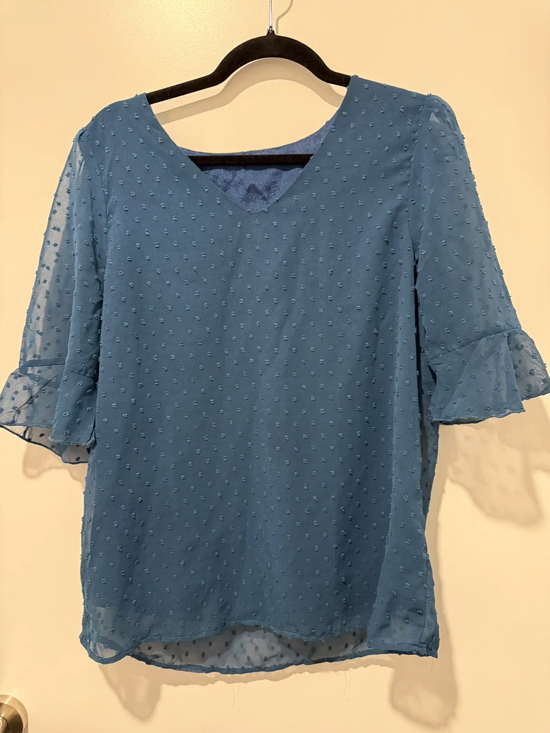 Assorted Women's Blouses (Each3$) image indicator(5)