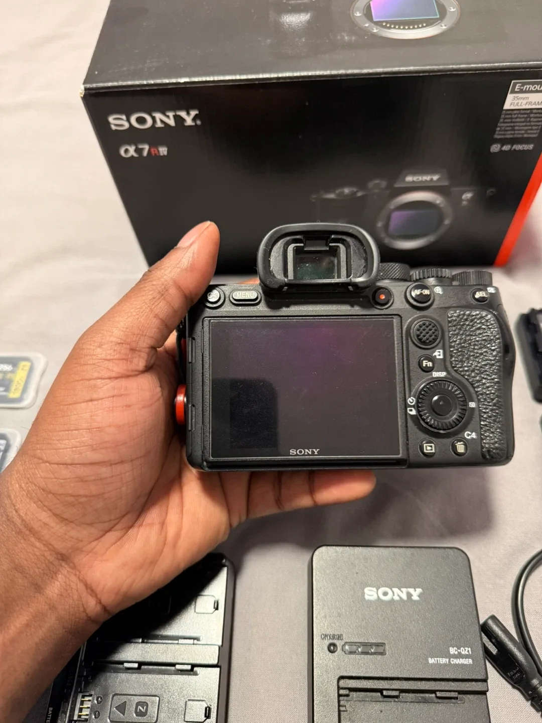 Sony Alpha a7R IV Camera with Accessories image indicator(2)