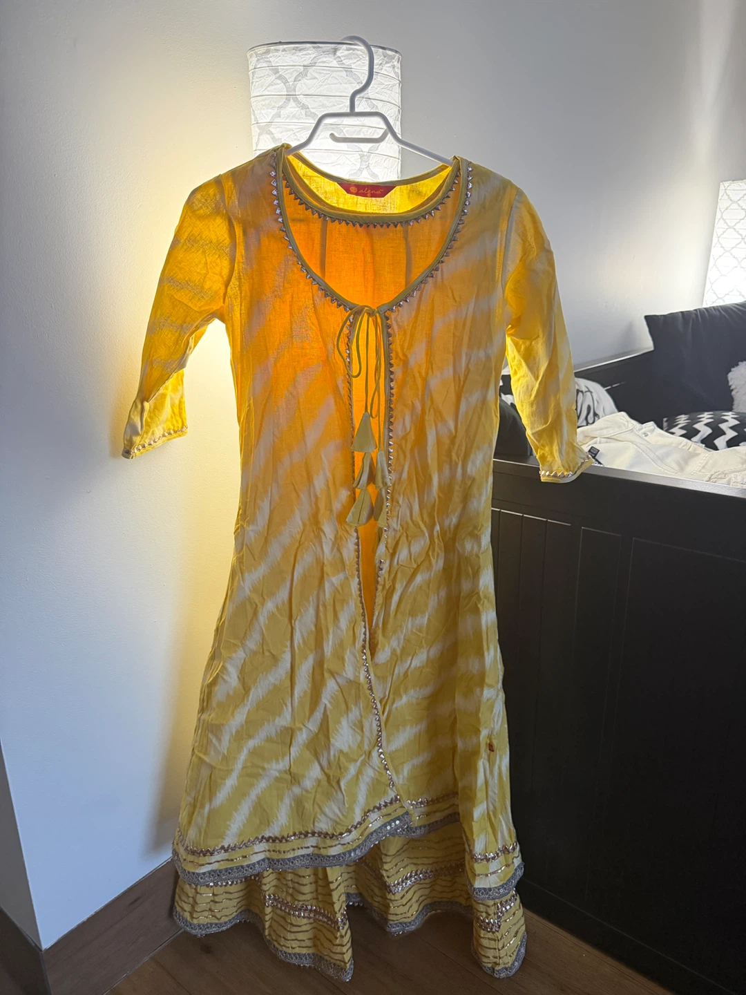 Yellow Floor length Dress with Shrug - photo 3