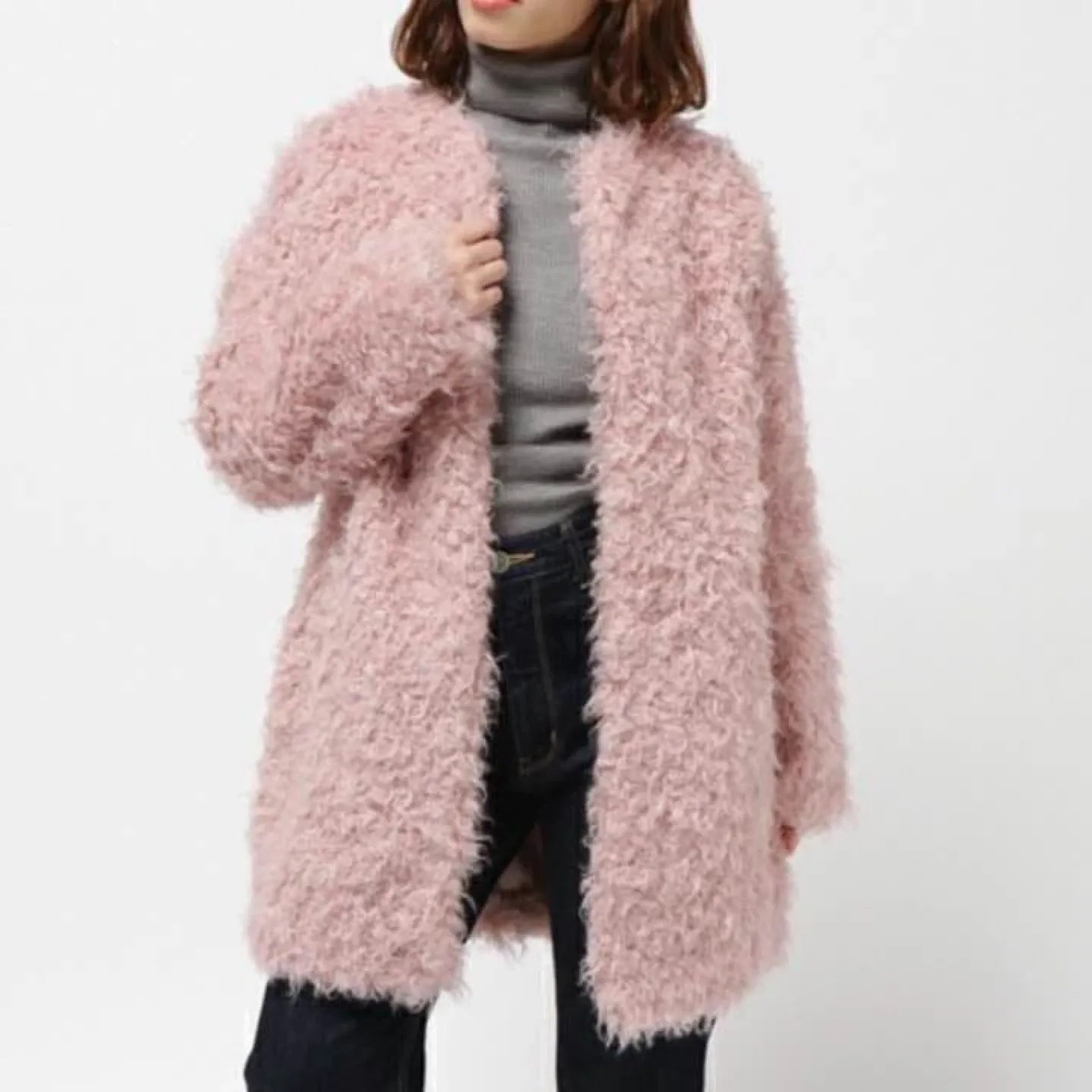 MOUSSY Smoky Pink Faux Fur Coat Size 2 image indicator(2)