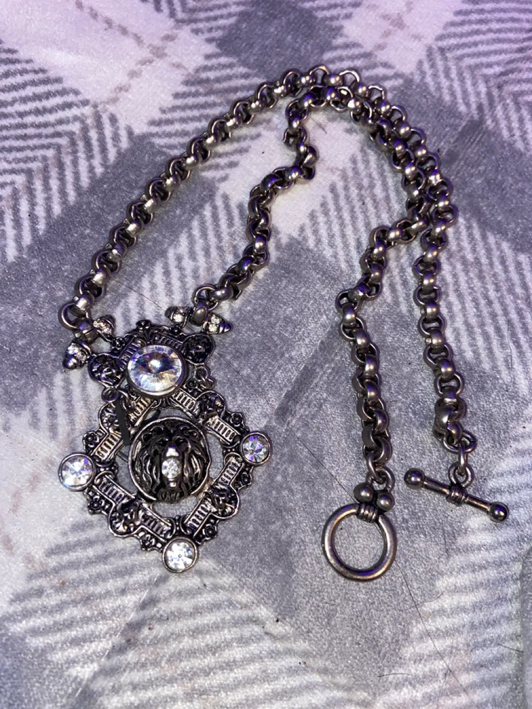 Silver Tone Lion Pendant Necklace