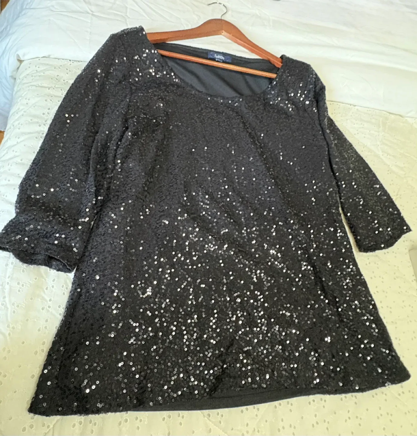 Reitman’s Sequin Top - XXL image indicator(3)