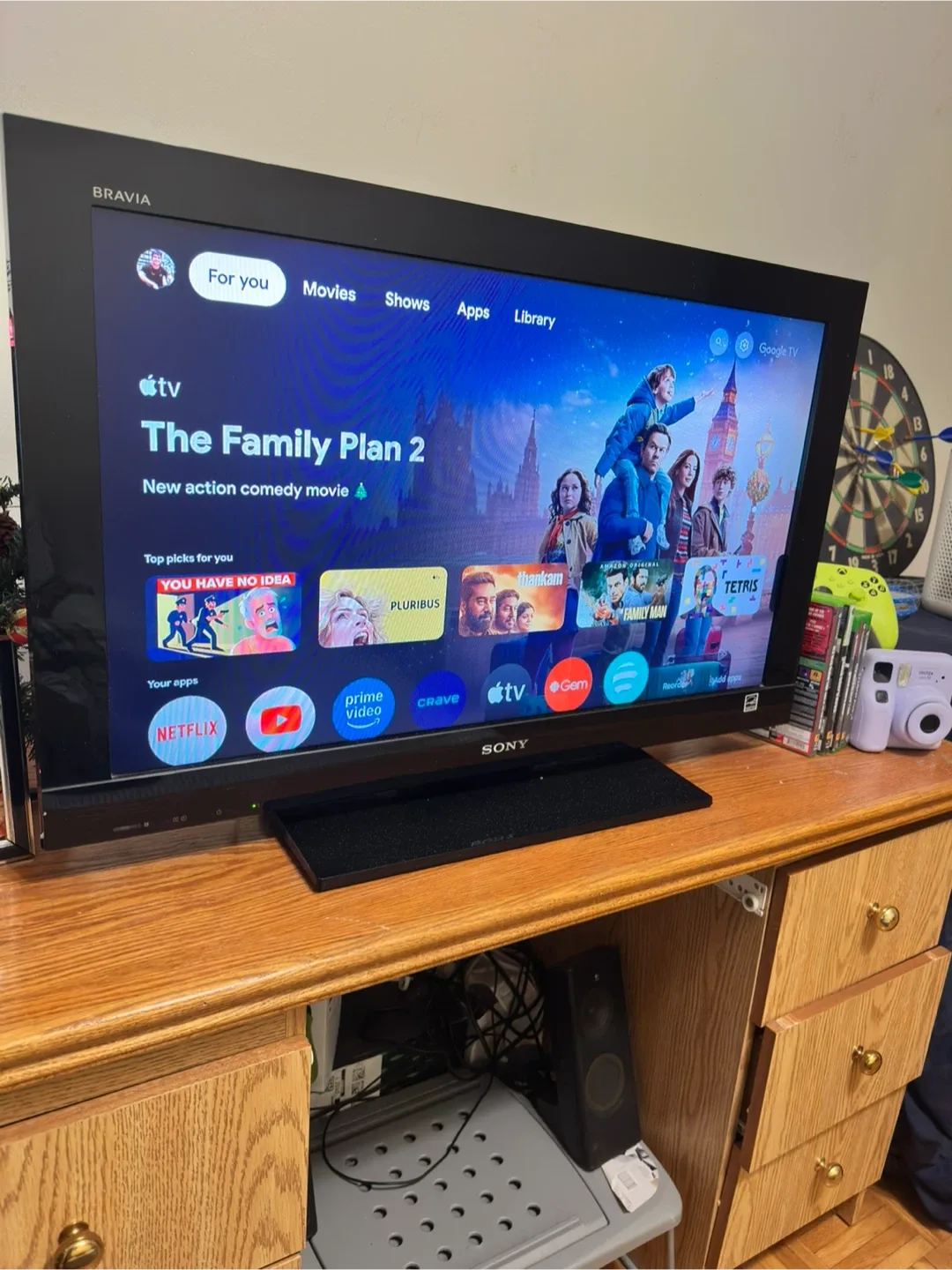 Sony Bravia KDL-32BX300 32" LCD TV with Free Chromecast