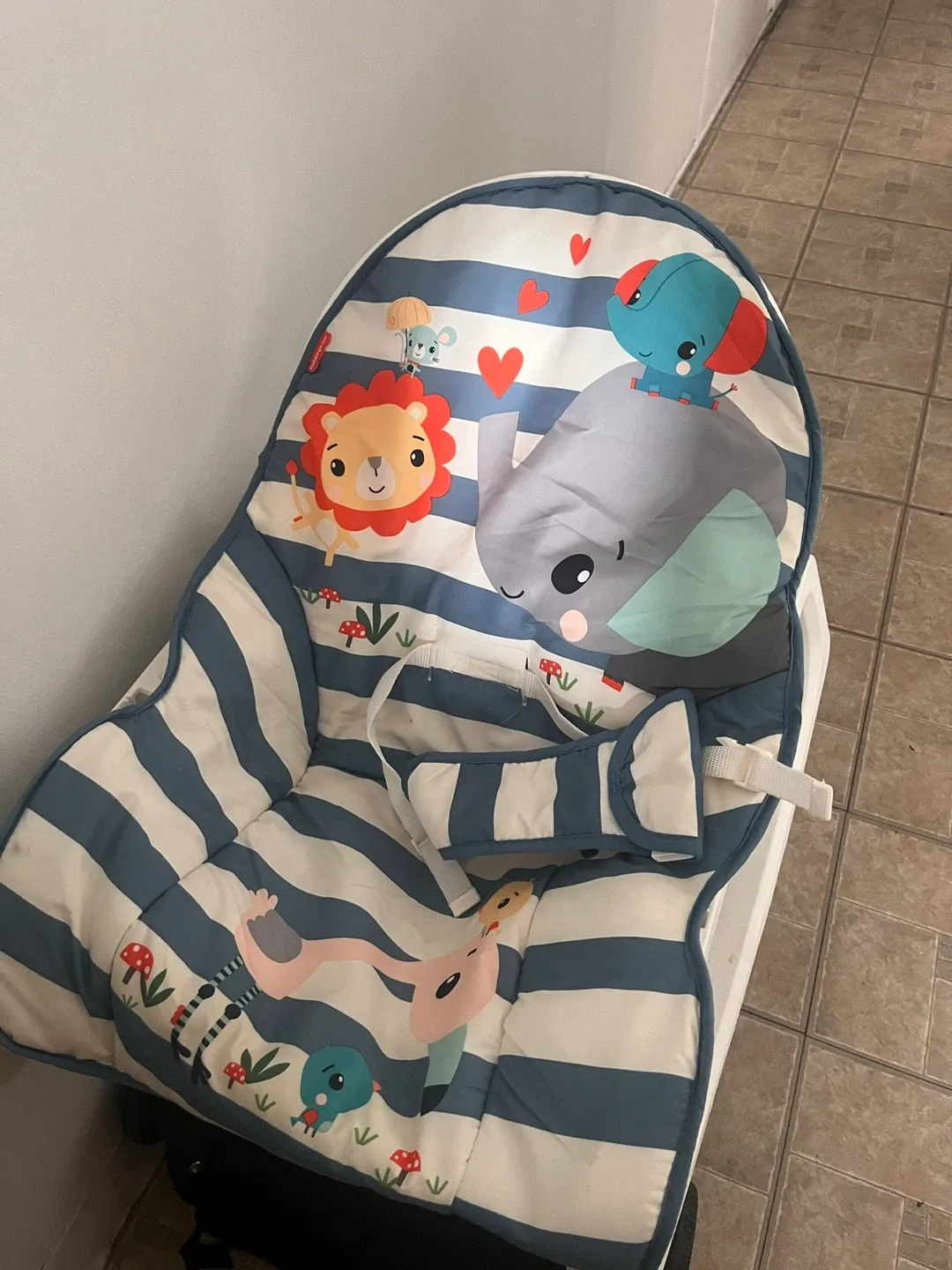 Fisher-Price Infant-to-Toddler Rocker image indicator(2)