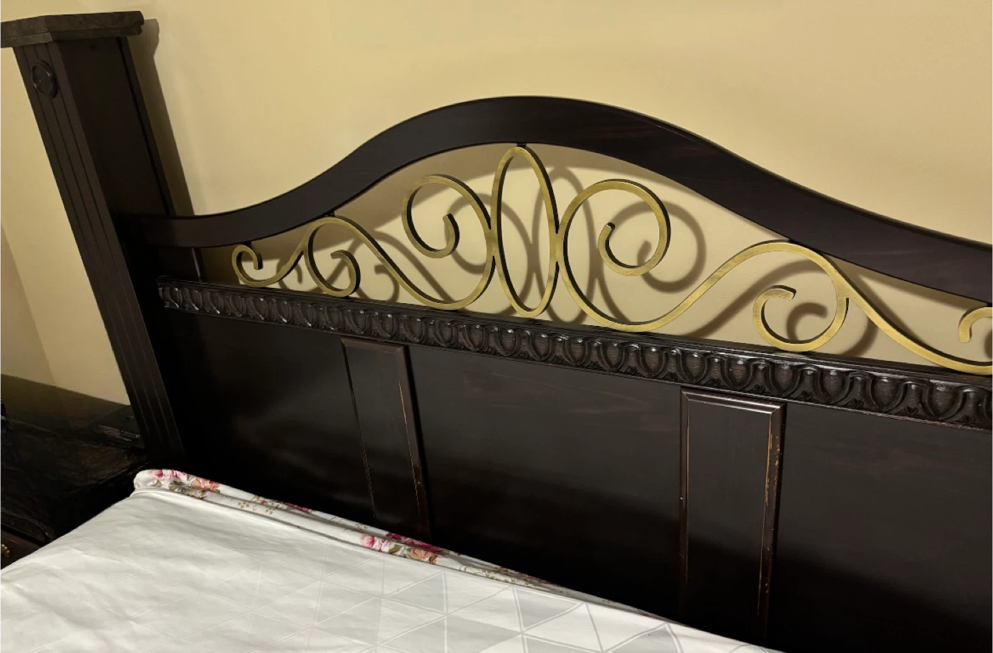 King Size Bed Frame - Dark Wood - photo 2