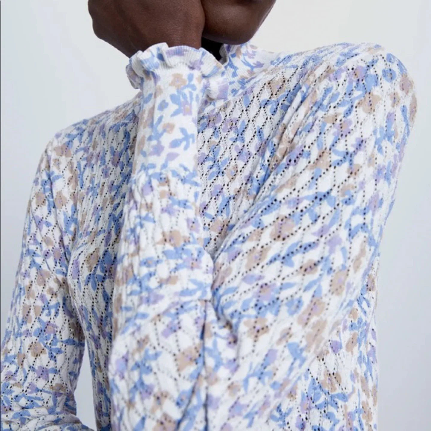 New Zara Floral Knit Top - Size Small image indicator(2)