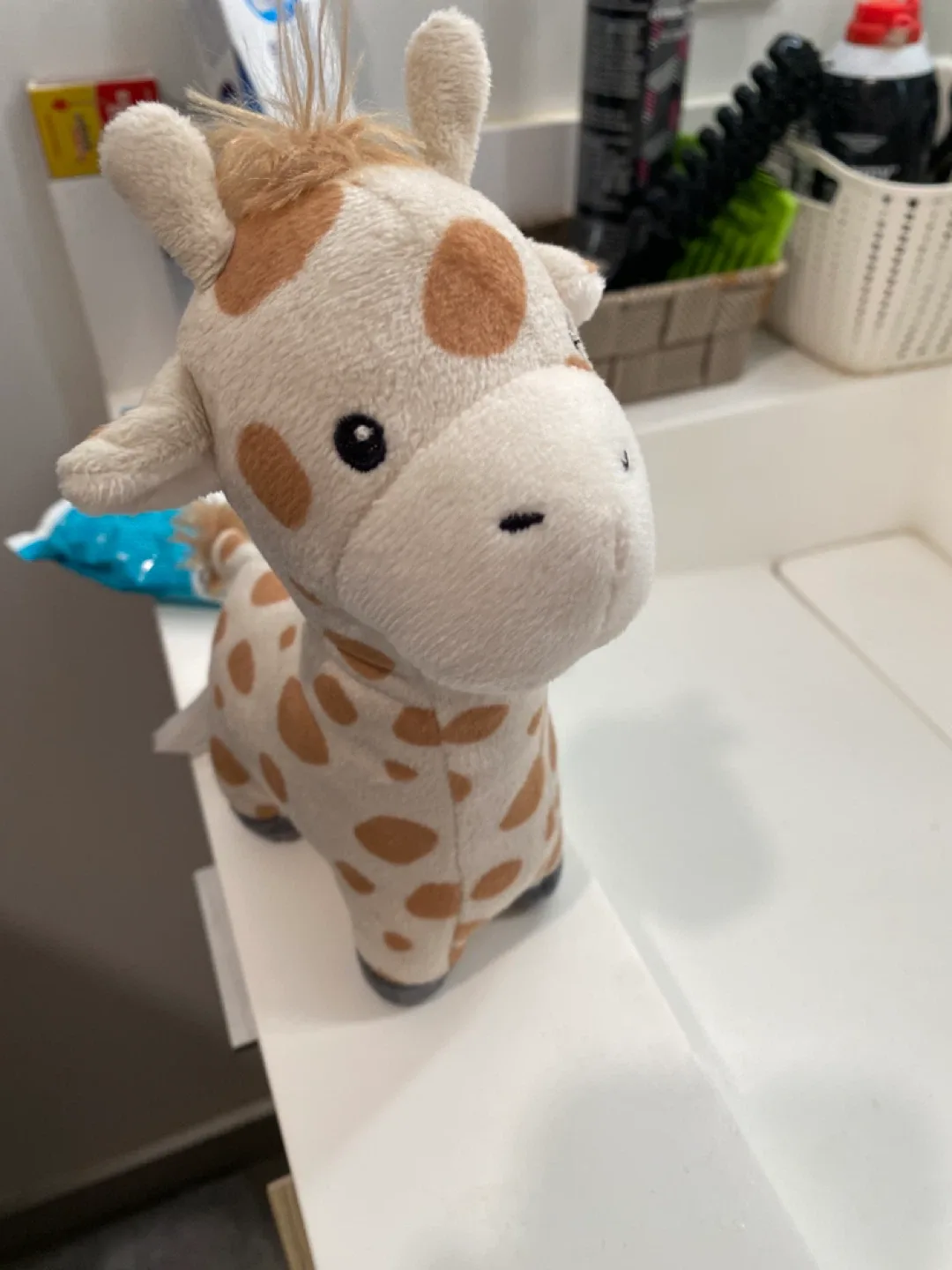Giraffe Plush Toy image indicator(3)