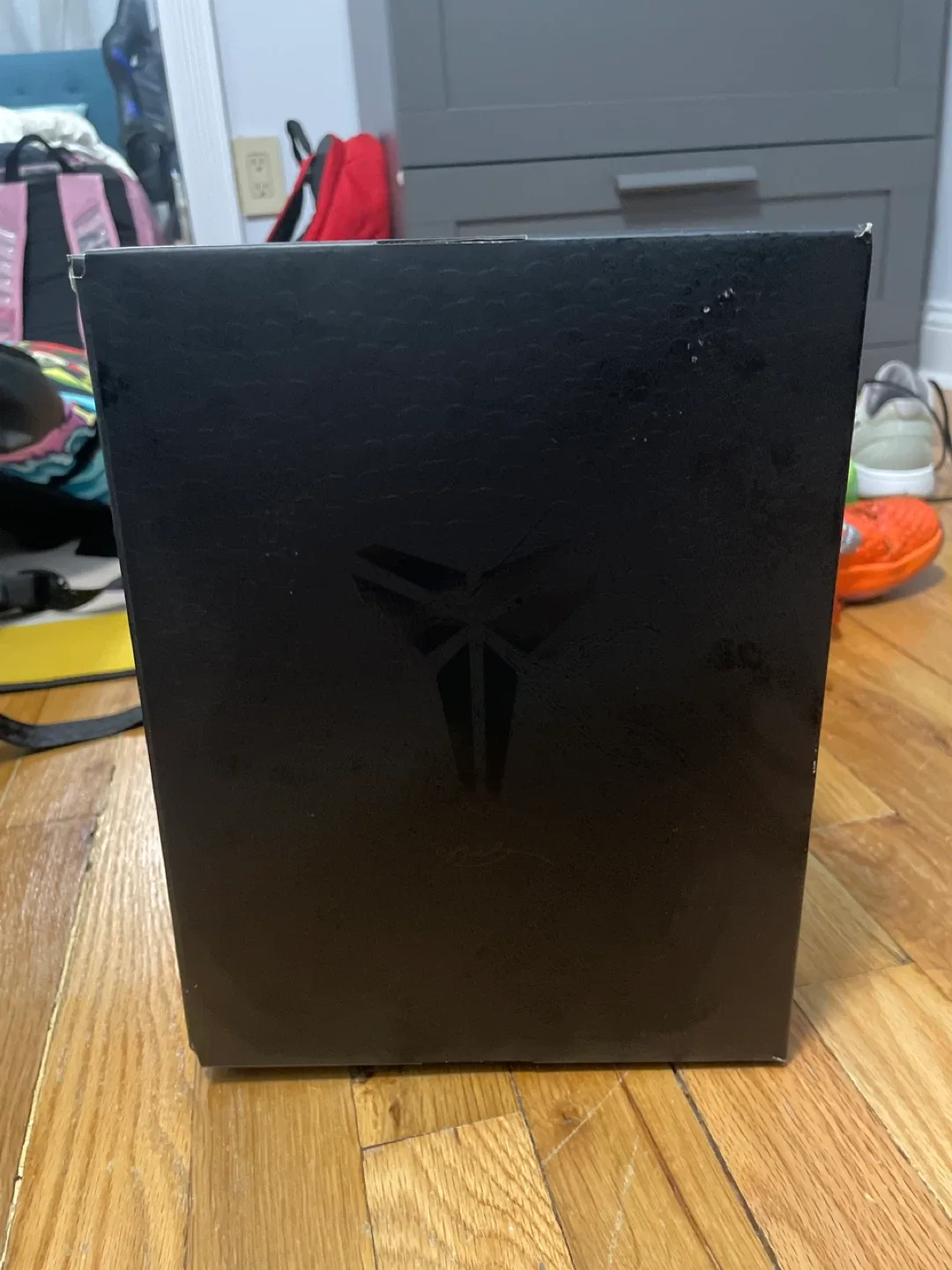 Nike Kobe VIII (GS) White Court Purple Size 4Y image indicator(2)