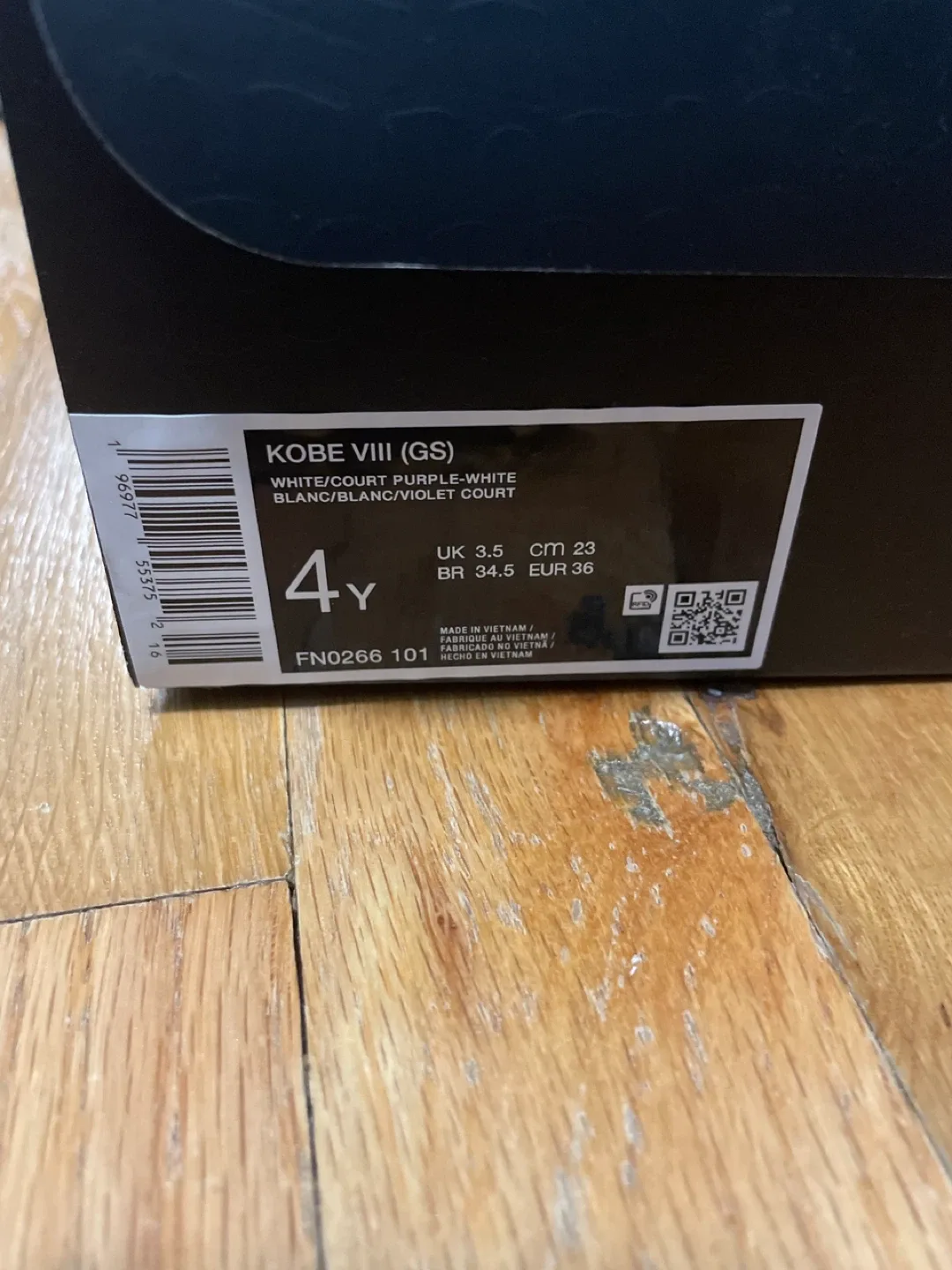 Nike Kobe VIII (GS) White Court Purple Size 4Y image indicator(3)