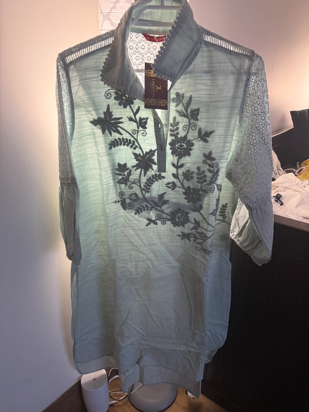 Embroidered Tunic Top - Size XL - photo 3