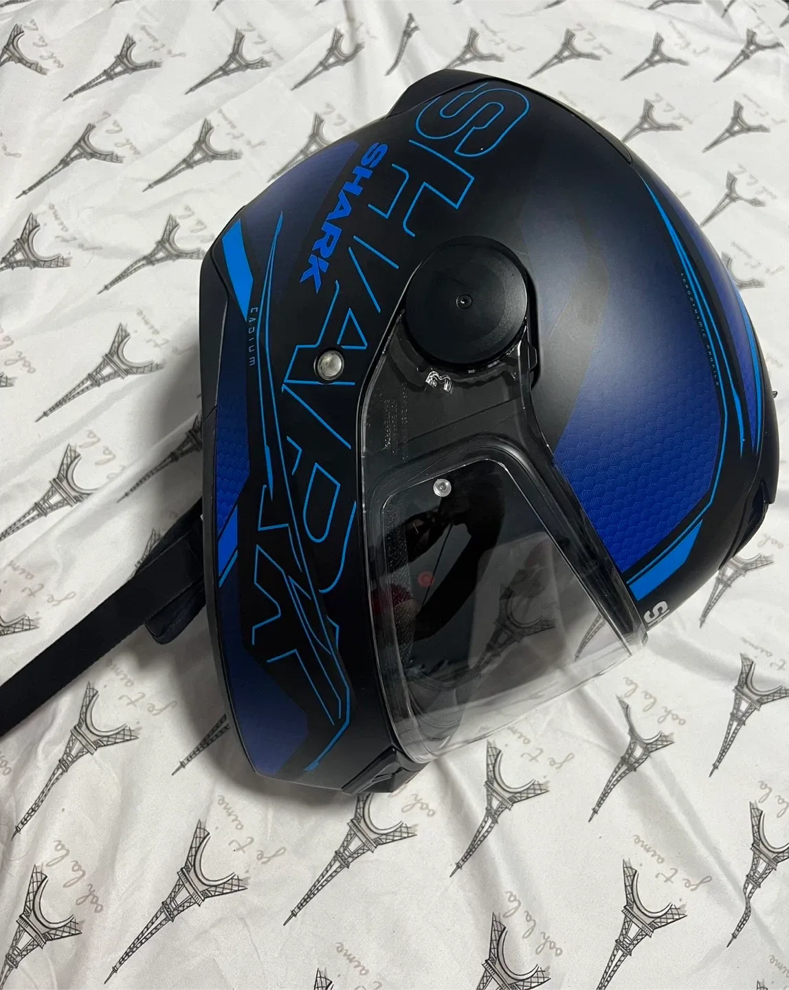 Shark helmet size xs