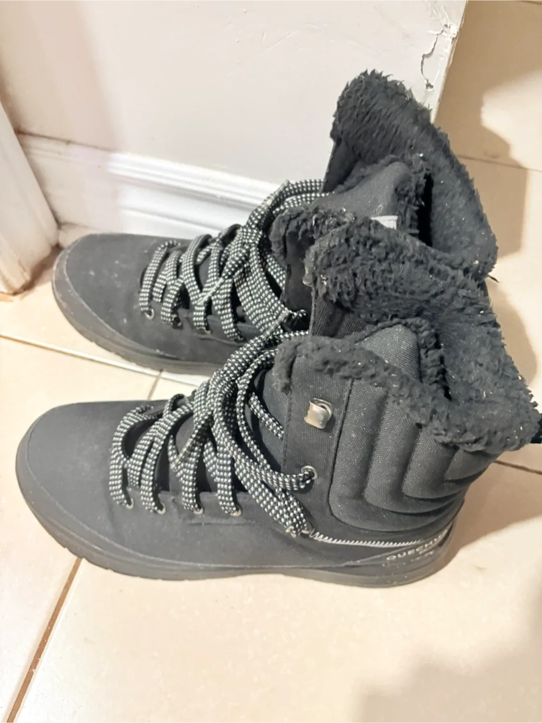 Quechua Black Winter Boots - Size 42