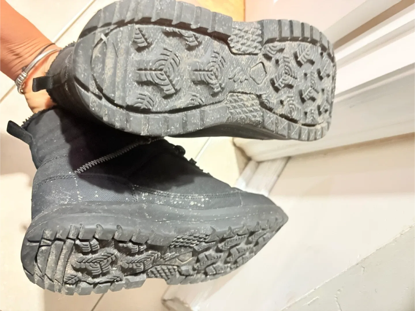 Quechua Black Winter Boots - Size 42 image indicator(7)