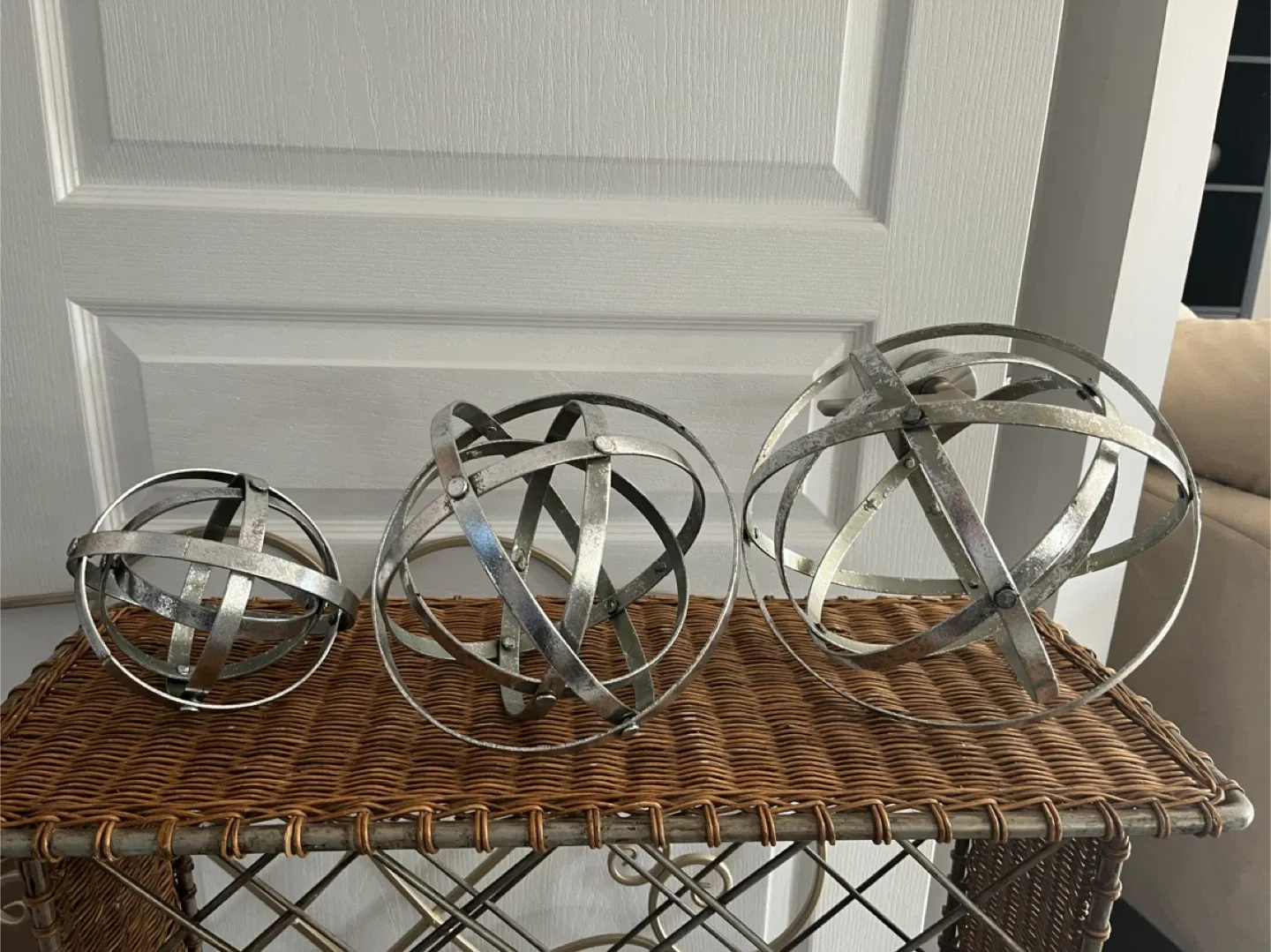 Set of 3 Silver Metal Decorative Spheres