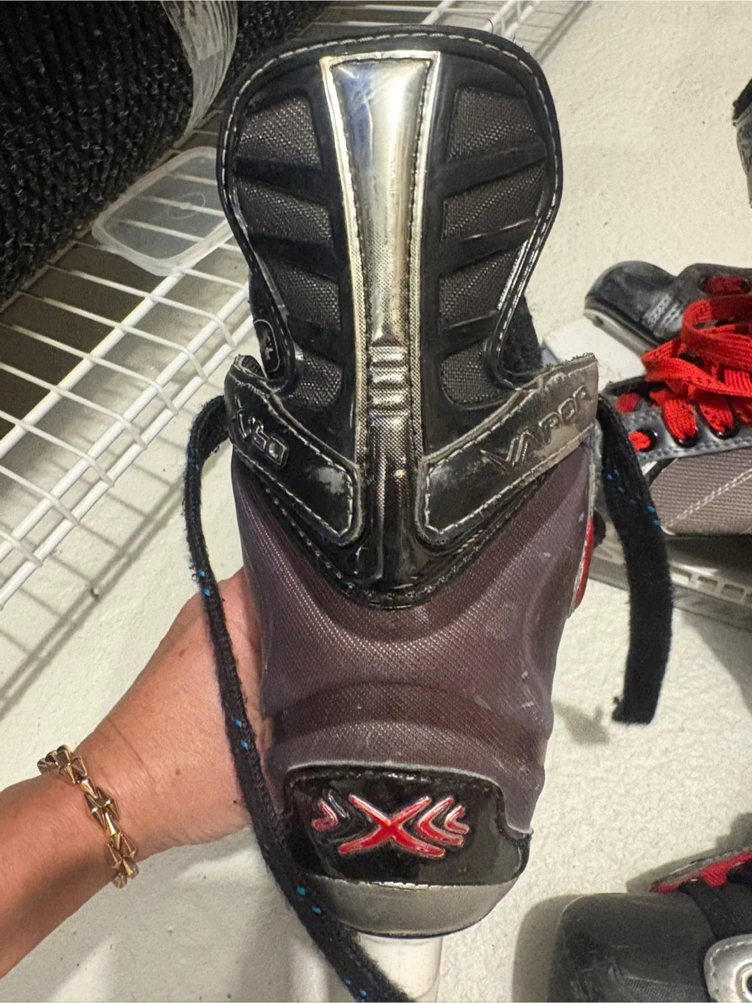 Bauer Vapor X70 Ice Skates - Size 4.5 image indicator(3)
