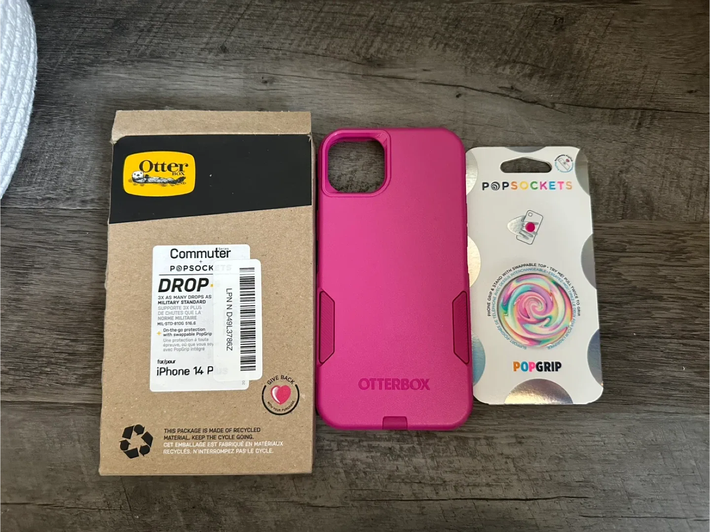 Otterbox Commuter iPhone 14 Pro Case & Popsocket