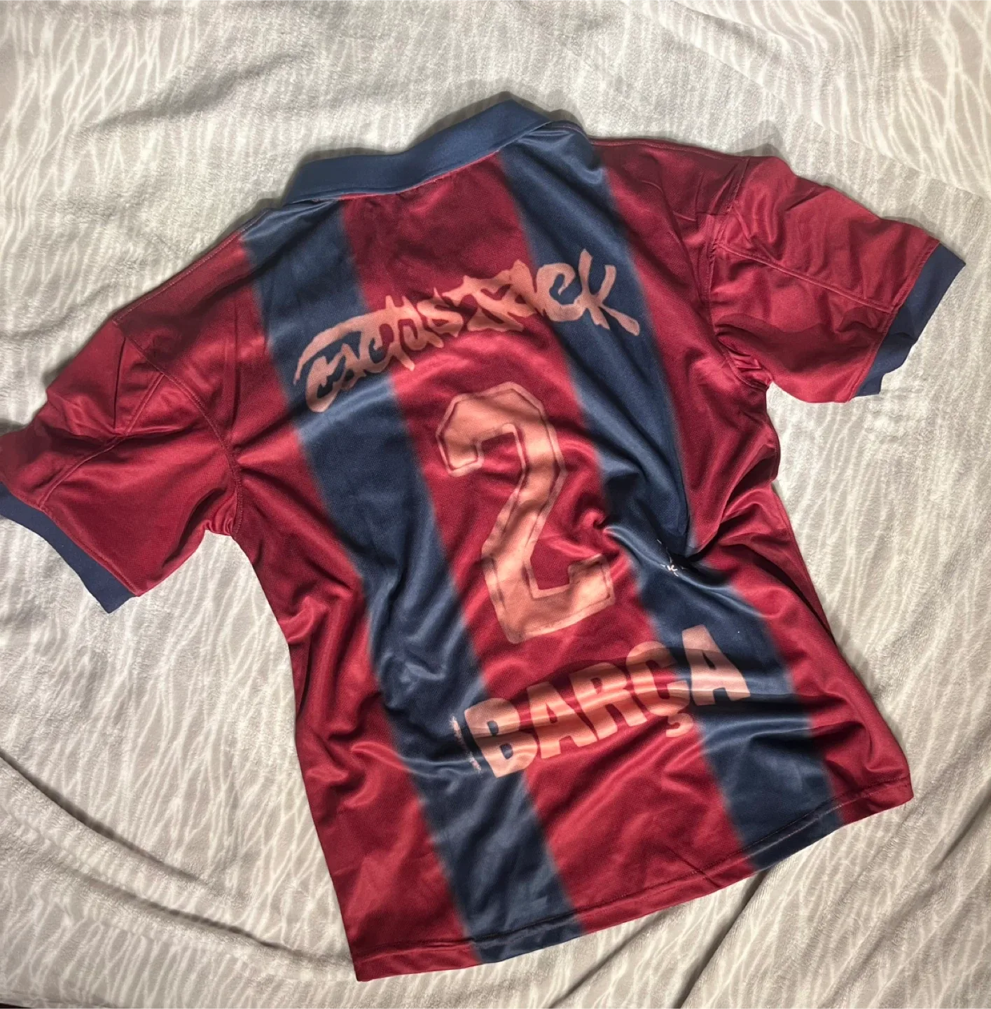 FC Barcelona Jersey, Size M image indicator(2)