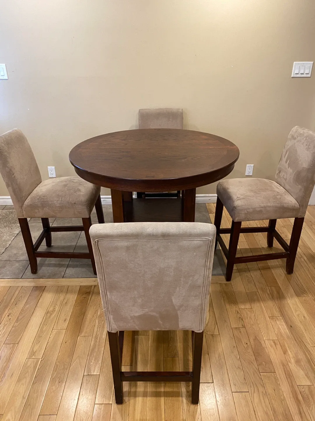 Solid Wood Counter-Height Extendable Dining Set (CAN DELIVER)