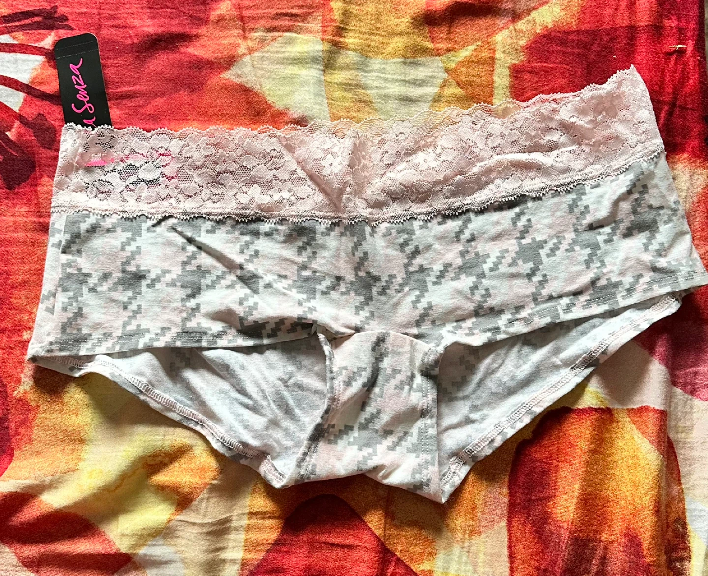 La Senza XL/TG Panties - New with Tags! - photo 3