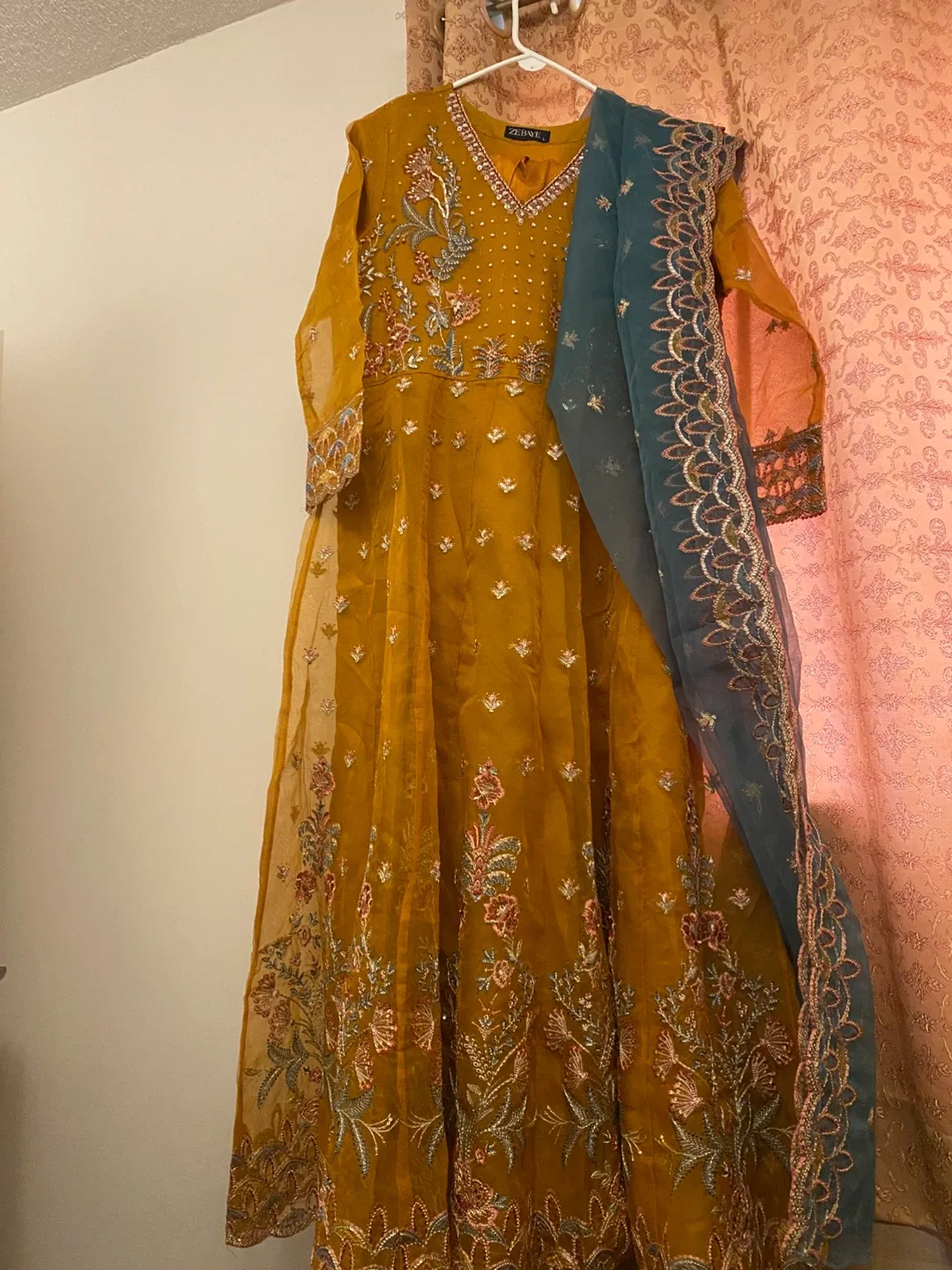 ZEBWE Embroidered Dress with Shawl