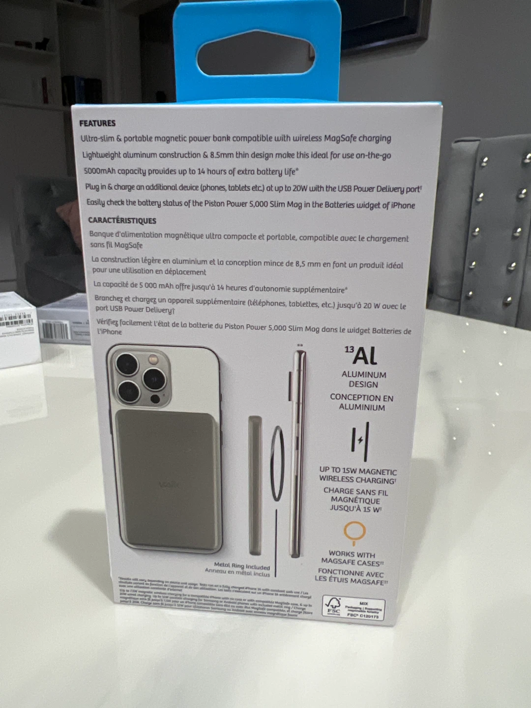 Logiix Piston Power 5,000 Slim Mag Power Bank - photo 2