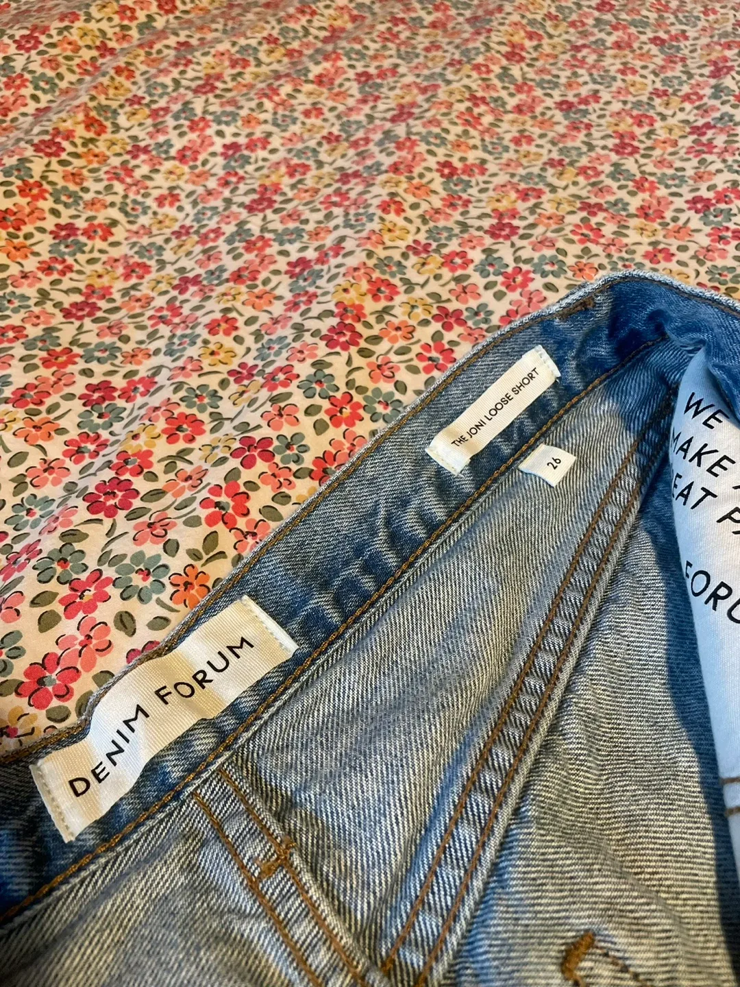 Aritzia jorts image indicator(3)