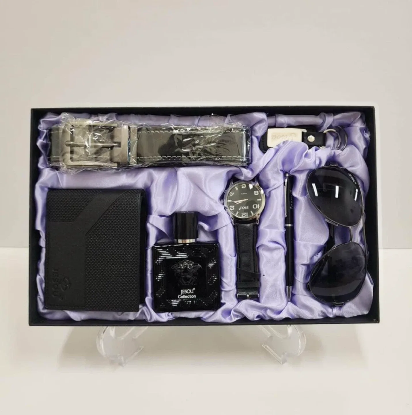 Brand New New Men’s Accessories Set image indicator(4)