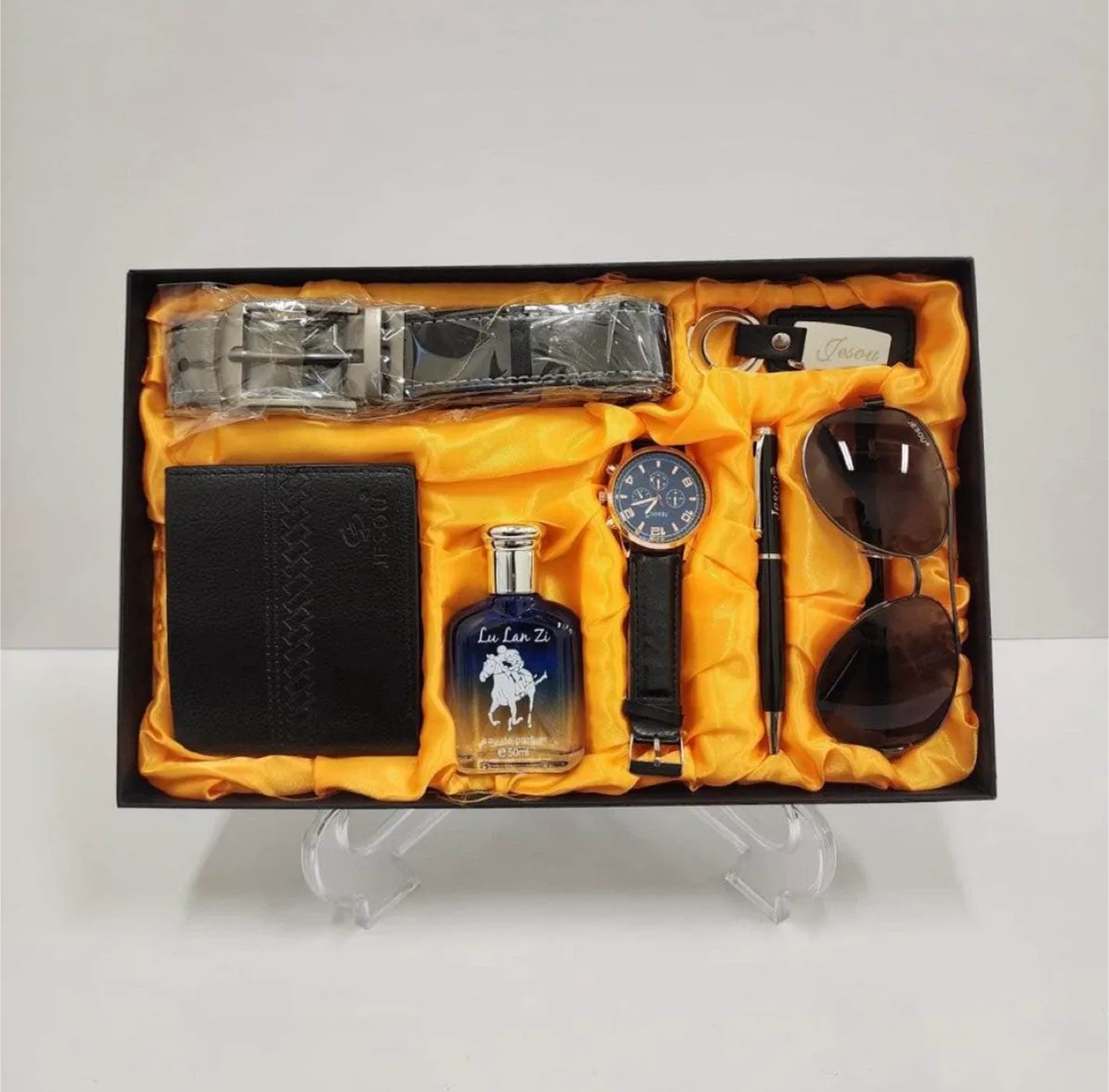 Brand New New Men’s Accessories Set image indicator(2)