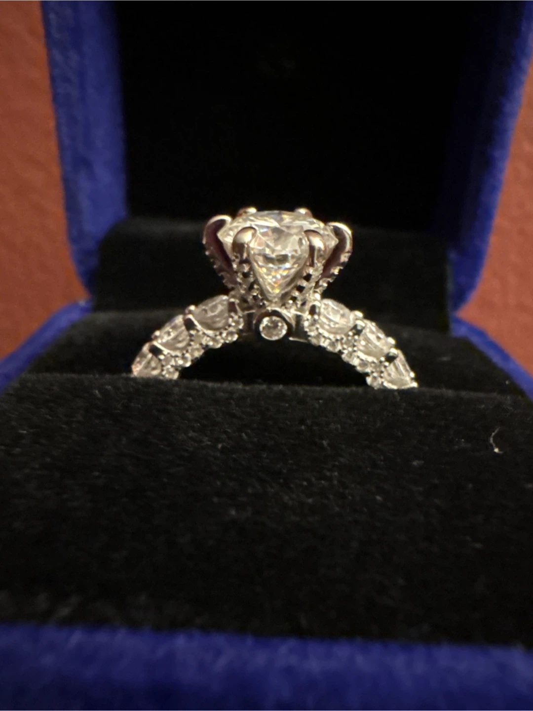 Authentic 2 carat 925 silver Moissonite Engagement Ring