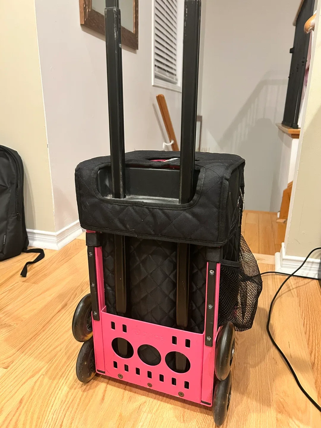 Zuca Bag - Flashing Wheels image indicator(2)