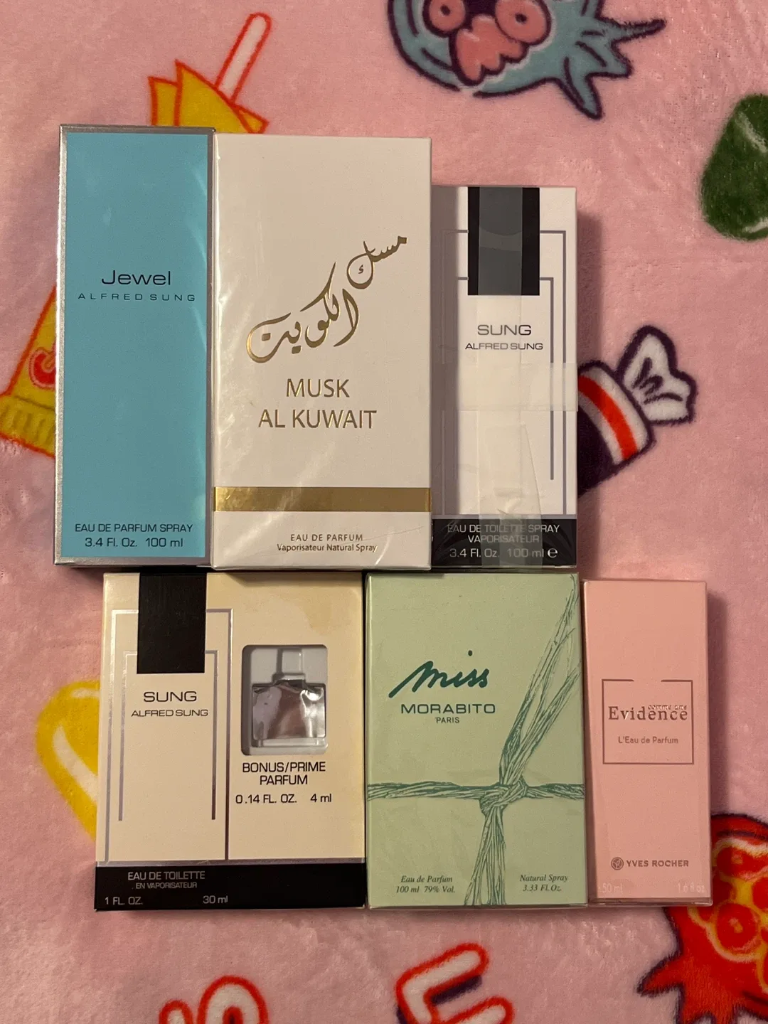 ✨ Perfumes for Sale — All New or Like New image indicator(5)