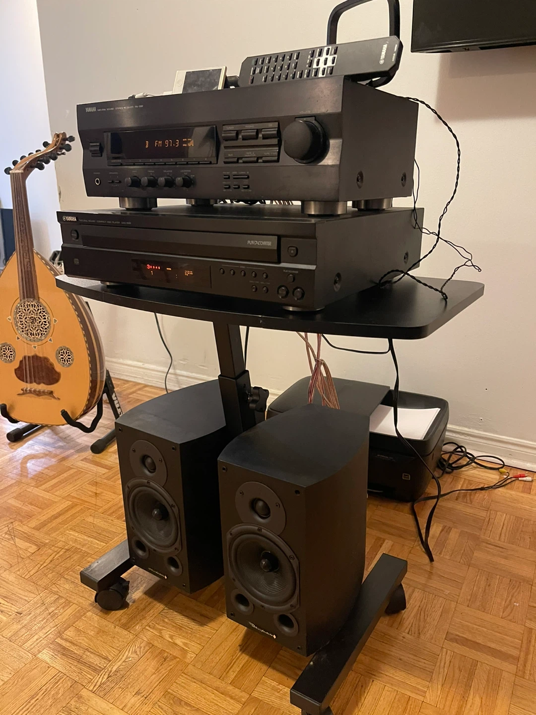 Yamaha RX-396 Stereo Receiver & CDC-565 CD Player - photo 3