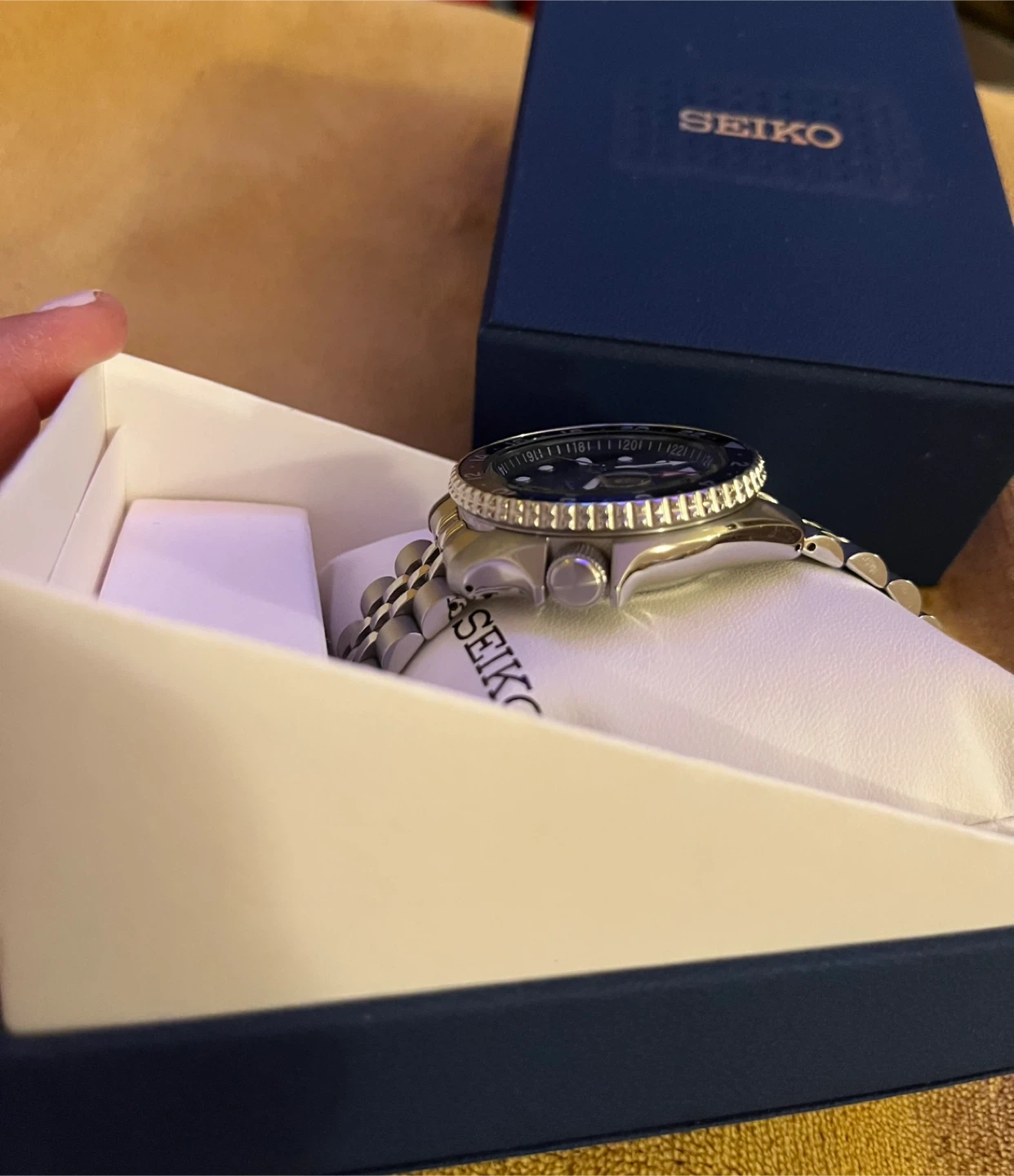 Seiko 5 Sports GMT Watch - photo 4
