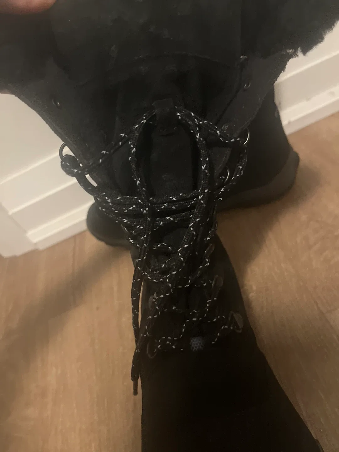 🤡retailed $300🤡Caterpillar Black Winter Boots image indicator(4)