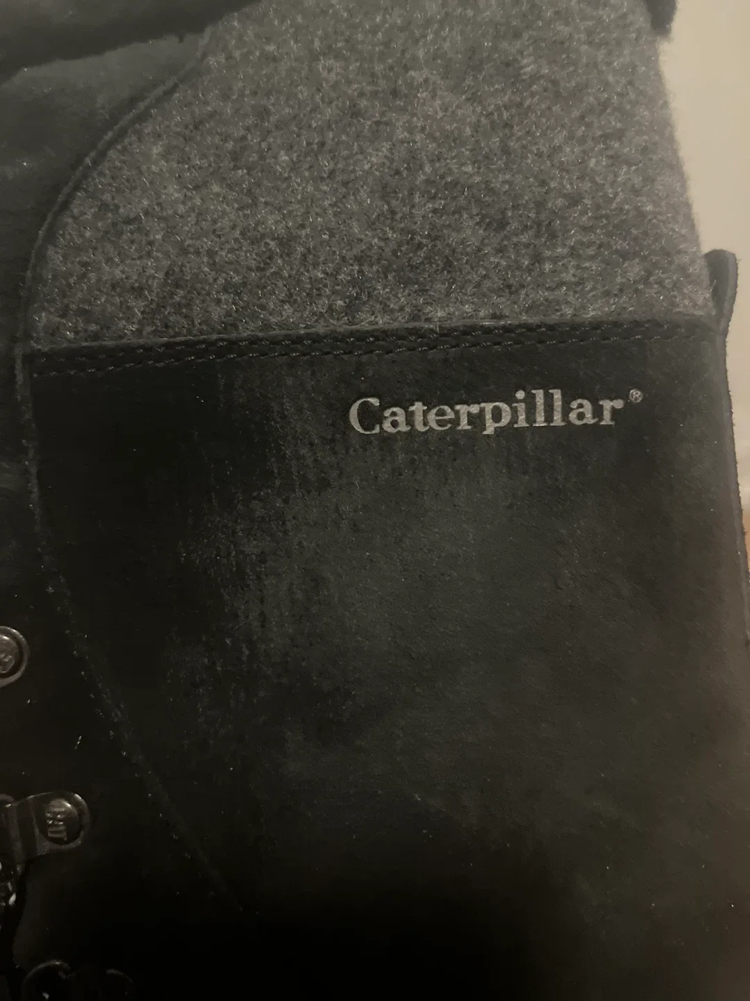 🤡retailed $300🤡Caterpillar Black Winter Boots image indicator(2)